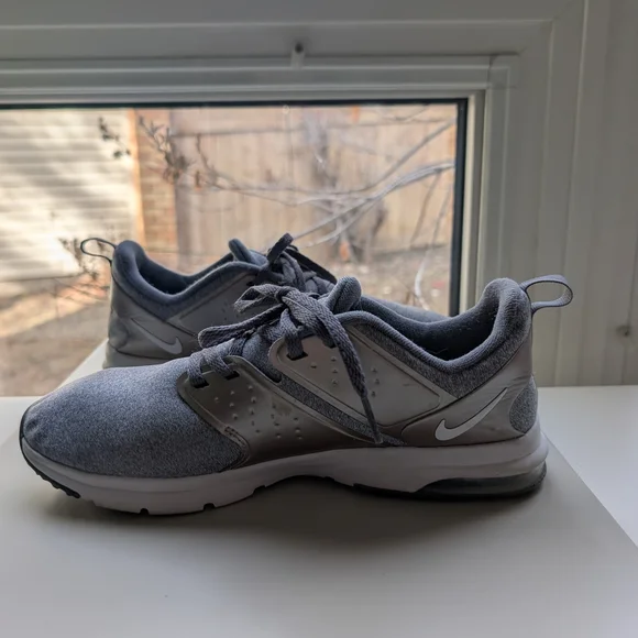 Nike Womens AIR BELLA TR PRM Grey / Rose Gold  training Shoes women's size 8 - Picture 5 of 10